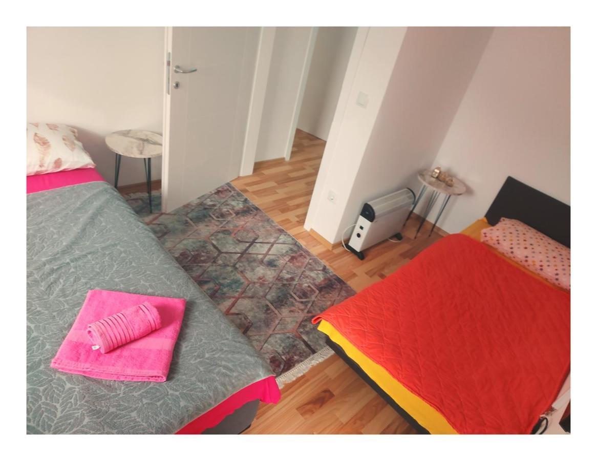 אוהריד Apartment Ana V-Peshtani מראה חיצוני תמונה