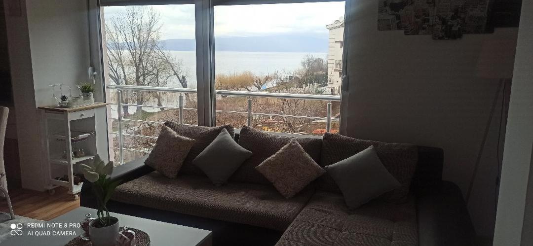 אוהריד Apartment Ana V-Peshtani מראה חיצוני תמונה